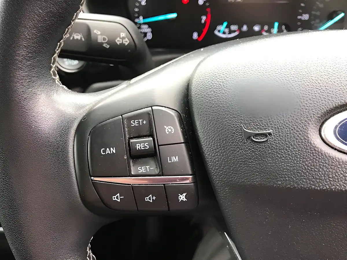 Used 2019 Ford Fiesta Titanium Bright Blue - Interior and Exterior details 17