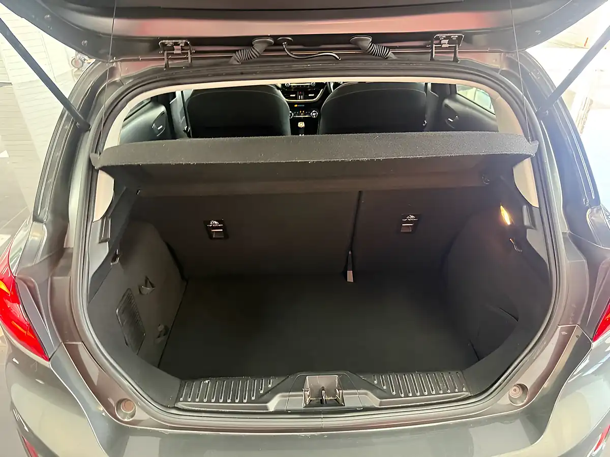 Used 2019 Ford Fiesta Titanium Grey - Interior and Exterior details 8