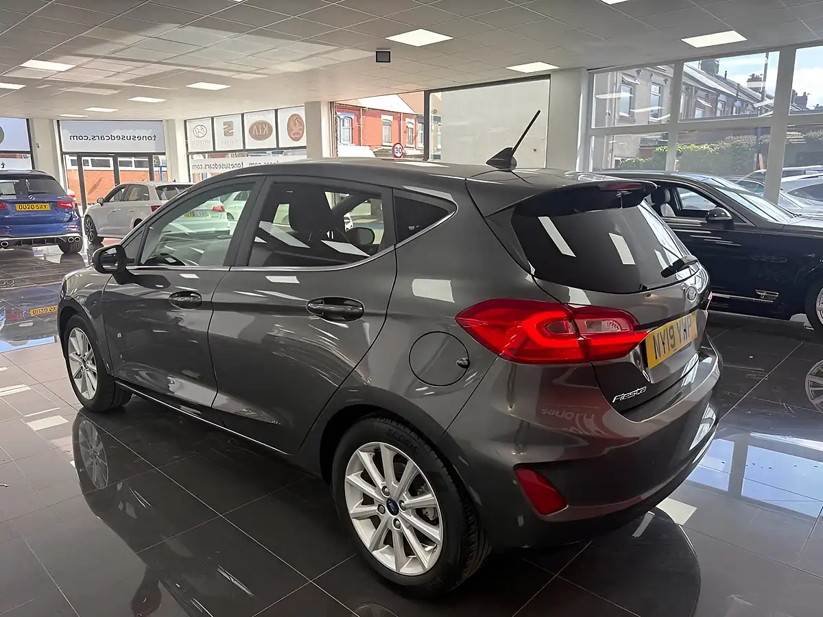 Used 2019 Ford Fiesta Titanium Grey - Interior and Exterior details 9