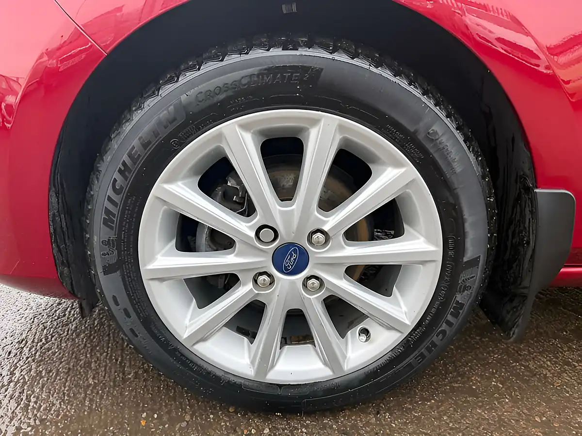 Used 2019 Ford Fiesta Titanium Red - Interior and Exterior details 11