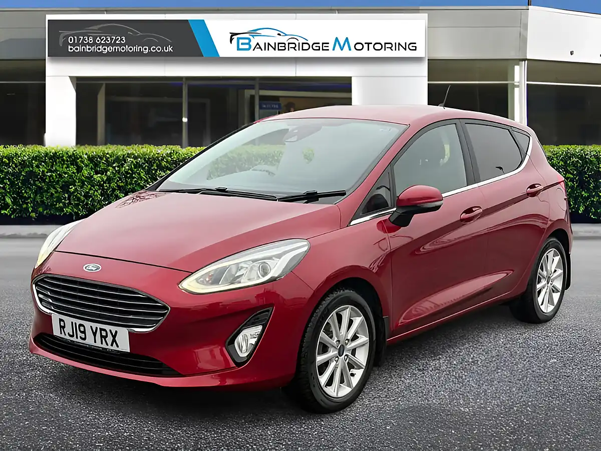 Used 2019 Ford Fiesta Titanium Red - Interior and Exterior details 7