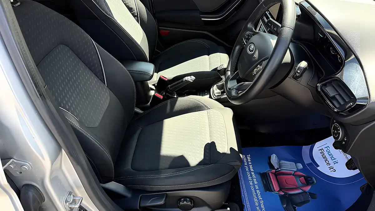Used 2019 Ford Fiesta Titanium Silver - Interior and Exterior details 13