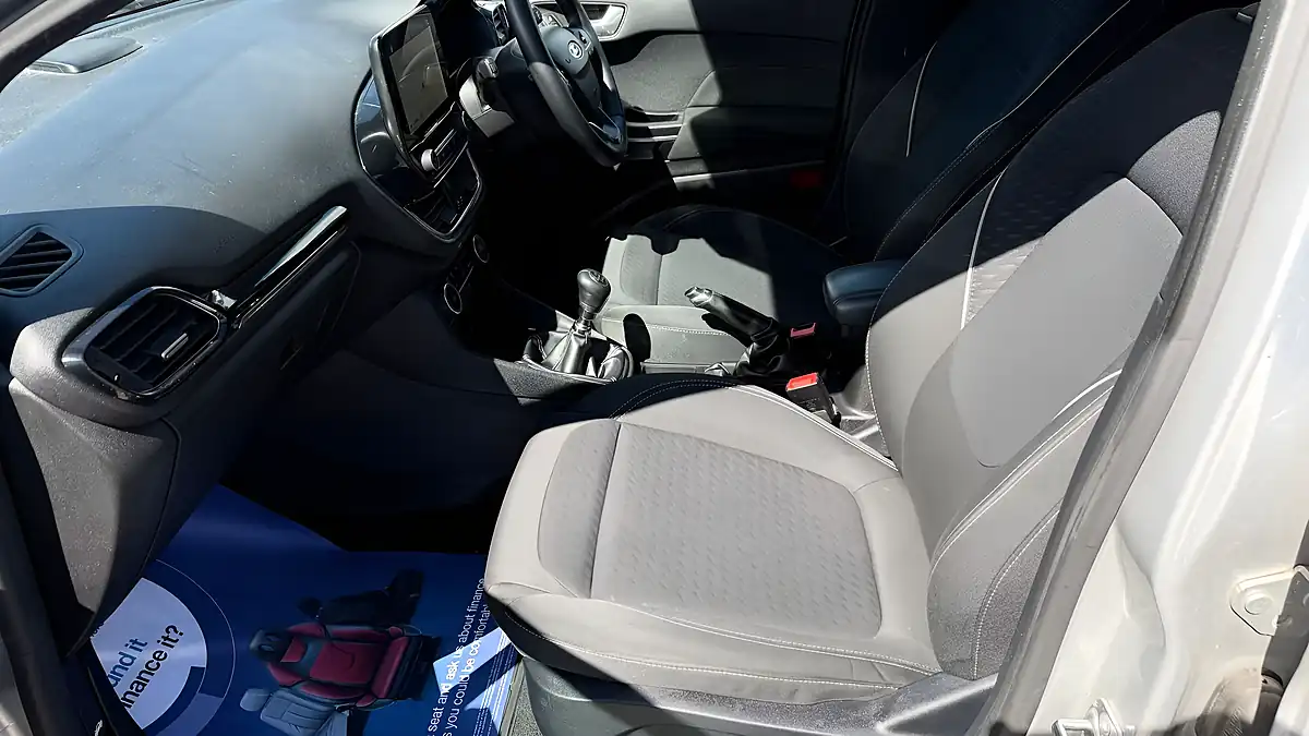 Used 2019 Ford Fiesta Titanium Silver - Interior and Exterior details 17