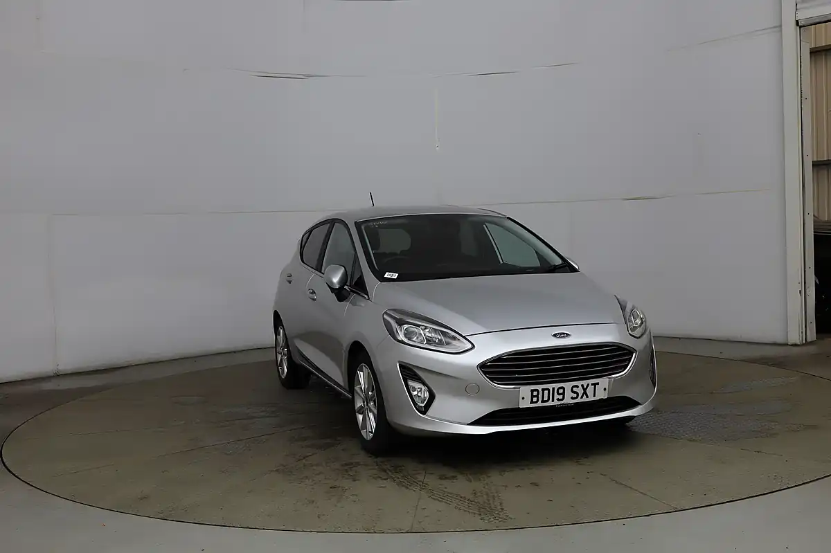 Used 2019 Ford Fiesta Titanium Silver - Interior and Exterior details 3