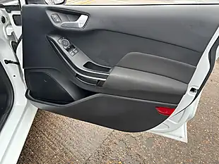 Used 2019 Ford Fiesta Titanium White - Interior and Exterior details 16