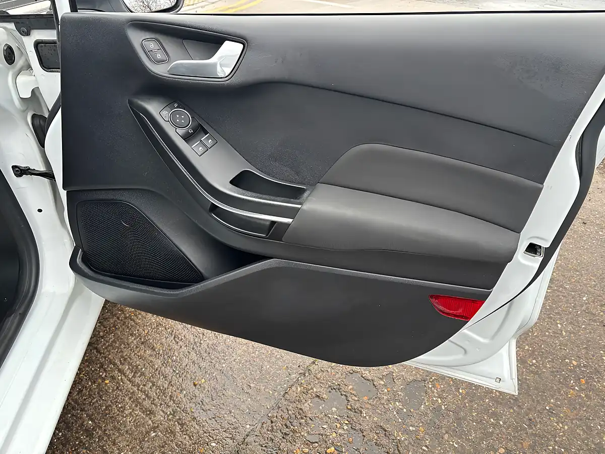 Used 2019 Ford Fiesta Titanium White - Interior and Exterior details 16