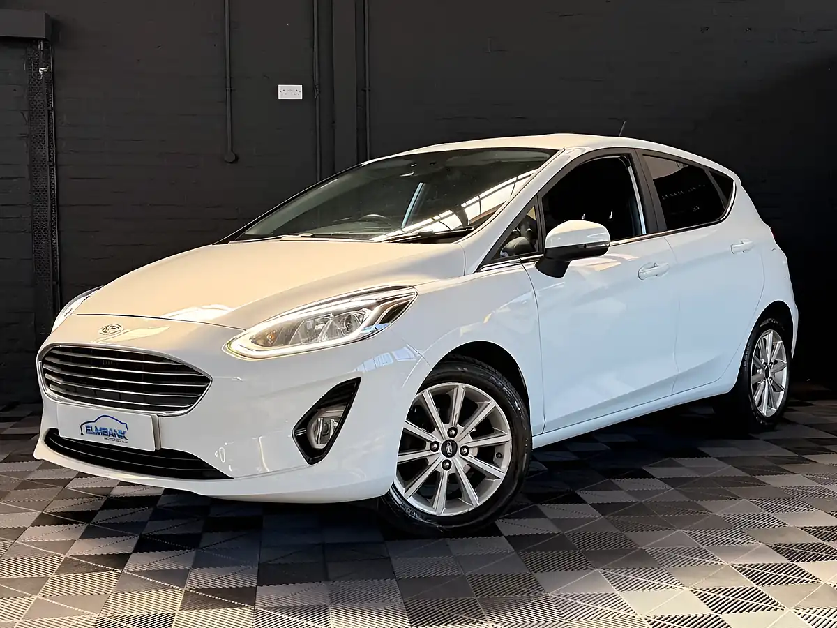 Used 2019 Ford Fiesta Titanium White - Front View