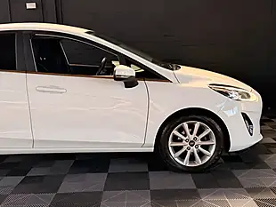 Used 2019 Ford Fiesta Titanium White - Interior and Exterior details 8