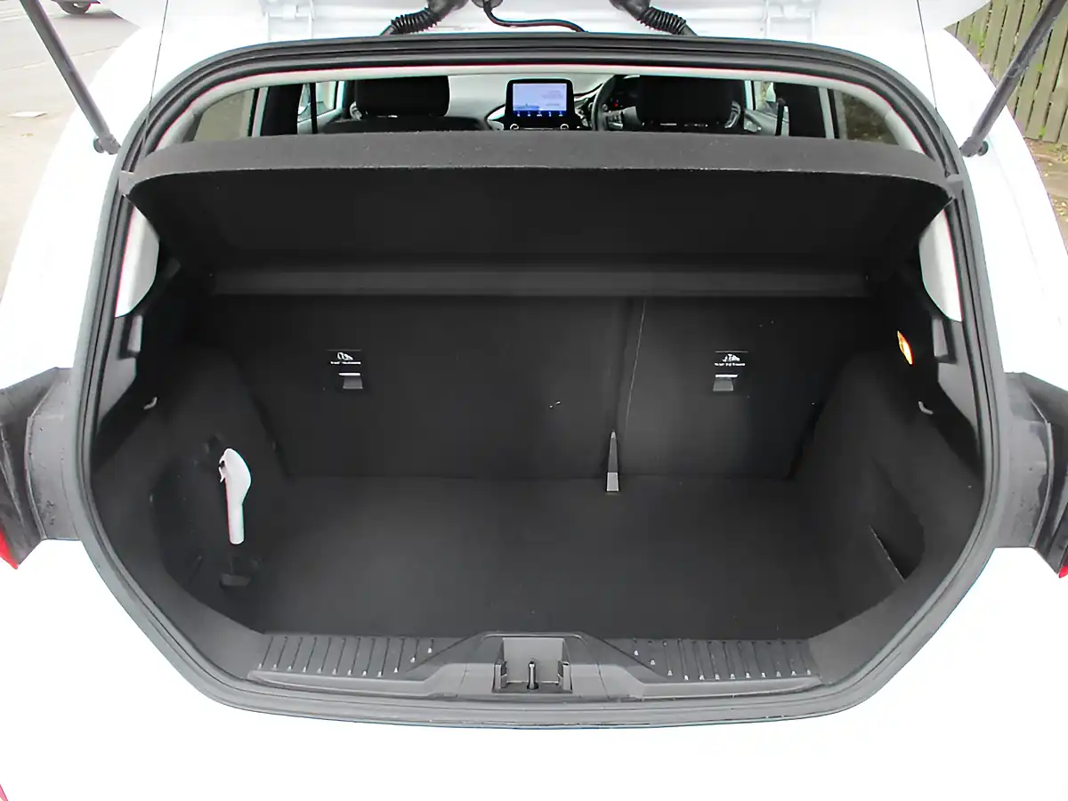 Used 2019 Ford Fiesta Titanium White - Interior and Exterior details 12