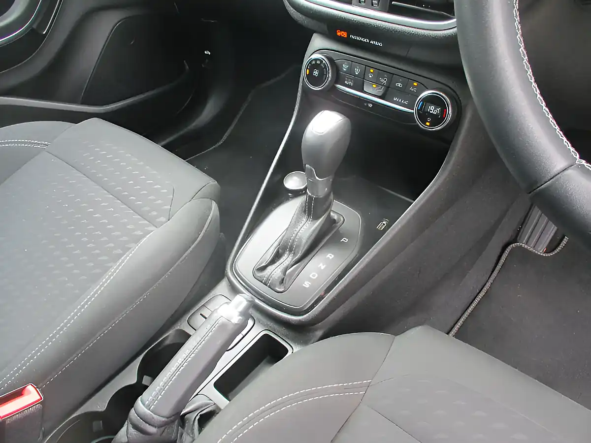 Used 2019 Ford Fiesta Titanium White - Interior and Exterior details 20