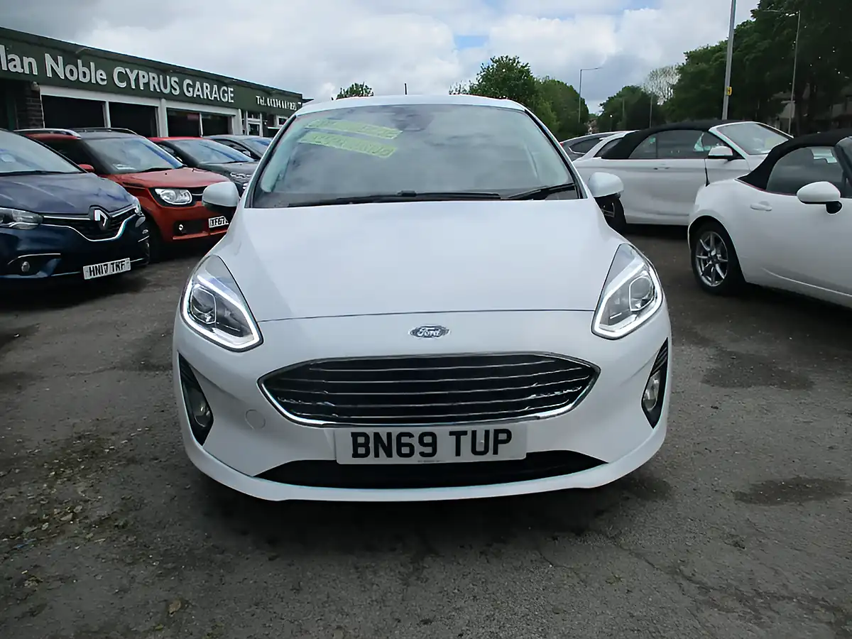 Used 2019 Ford Fiesta Titanium White - Interior and Exterior details 3