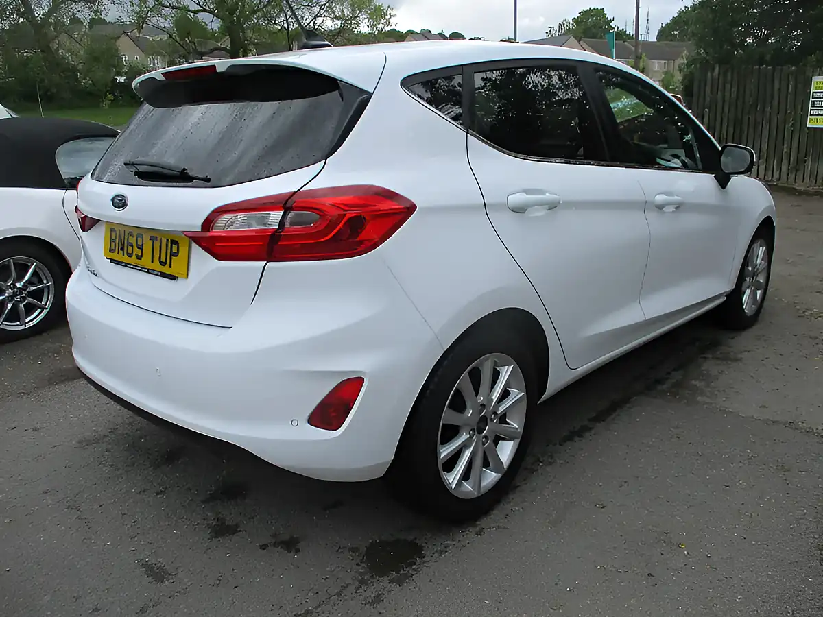 Used 2019 Ford Fiesta Titanium White - Interior and Exterior details 6
