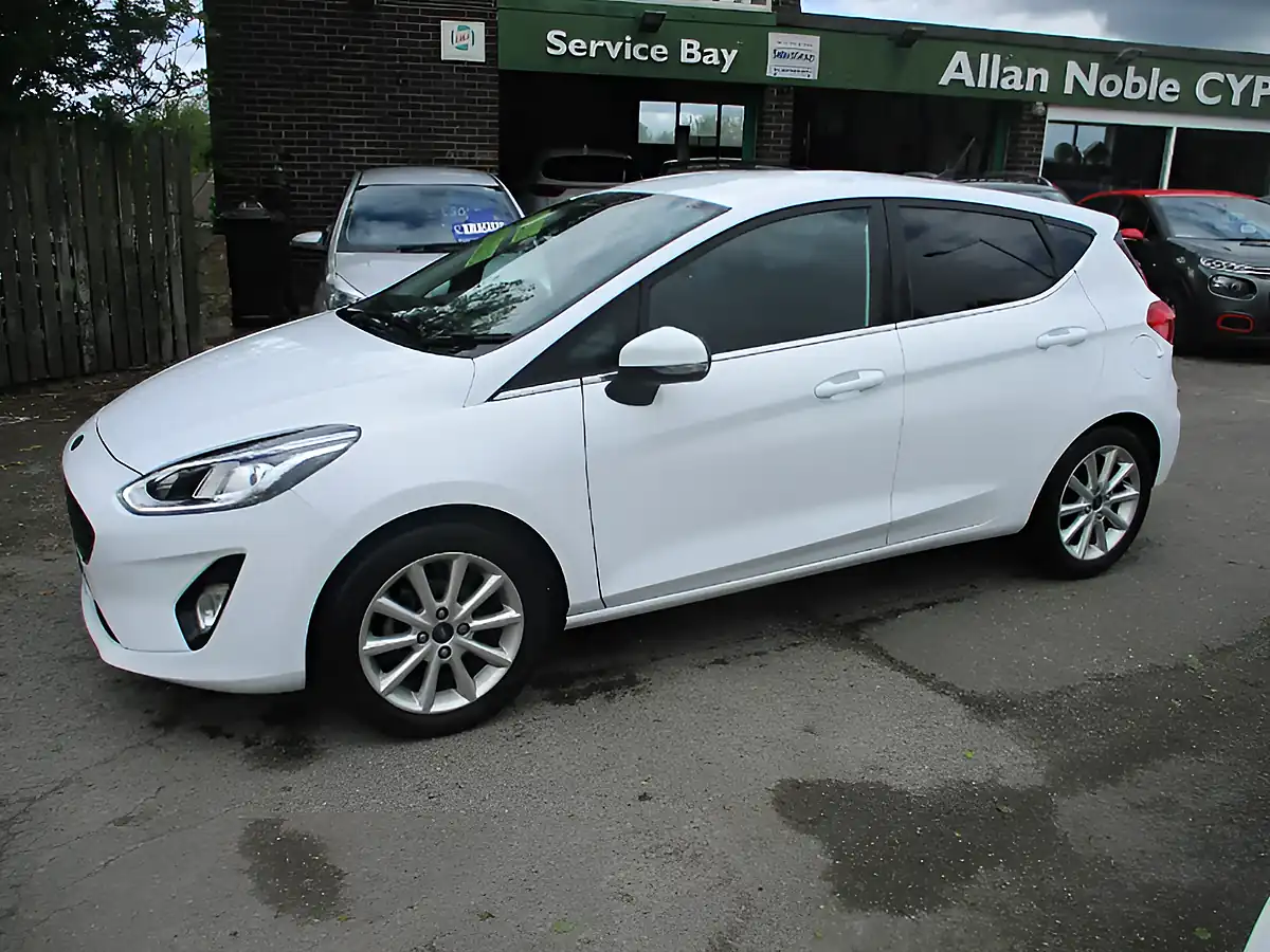 Used 2019 Ford Fiesta Titanium White - Interior and Exterior details 9