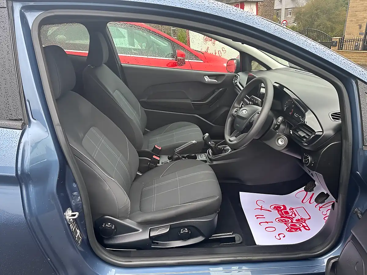 Used 2019 Ford Fiesta Trend Blue - Interior and Exterior details 10