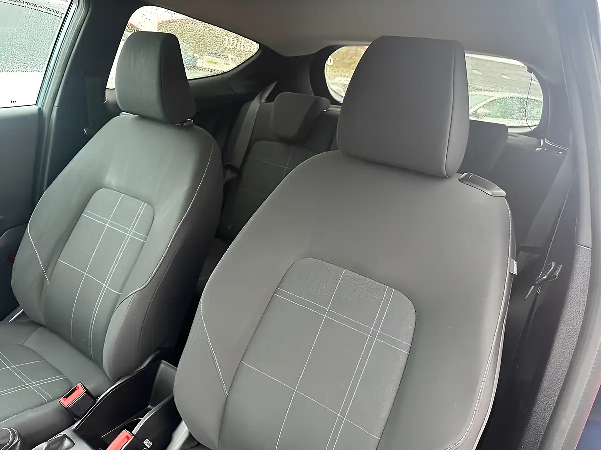 Used 2019 Ford Fiesta Trend Blue - Interior and Exterior details 14