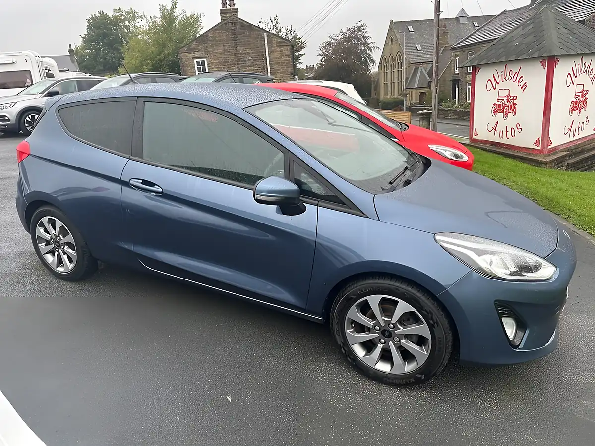 Used 2019 Ford Fiesta Trend Blue - Interior and Exterior details 4