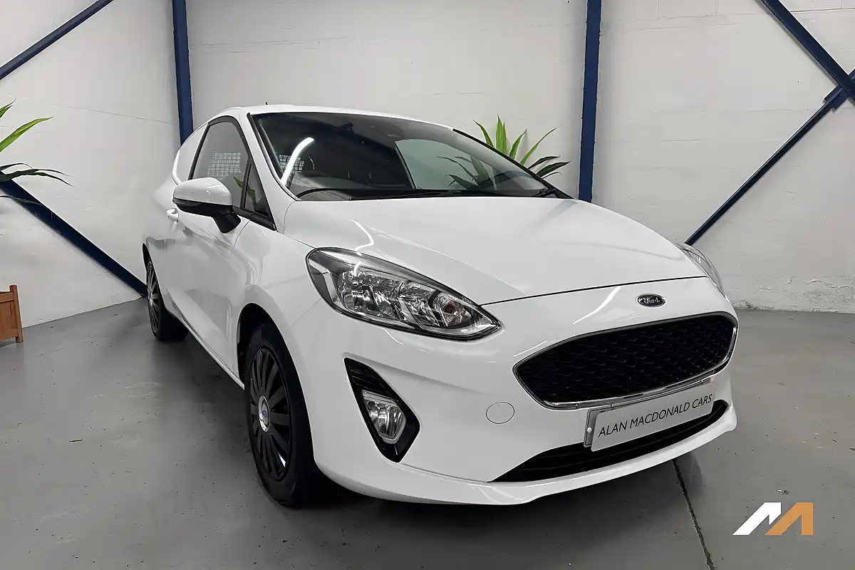 Used 2019 Ford Fiesta Van Car Derived Van White - Front View