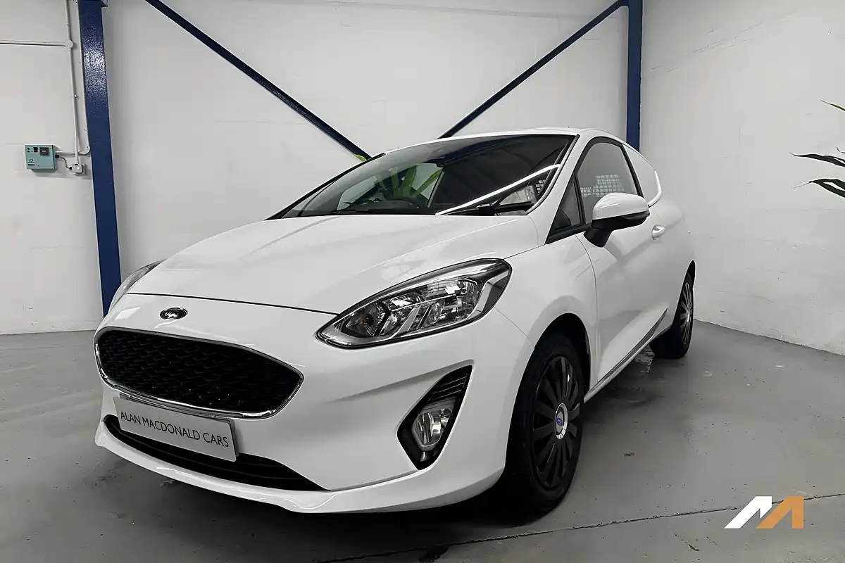 Used 2019 Ford Fiesta Van Car Derived Van White - Interior and Exterior details 4