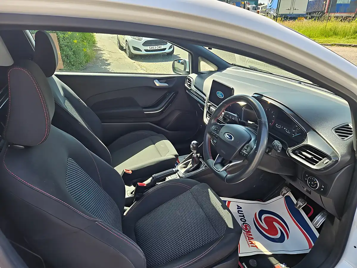 Used 2019 Ford Fiesta Van Sport White - Interior and Exterior details 11