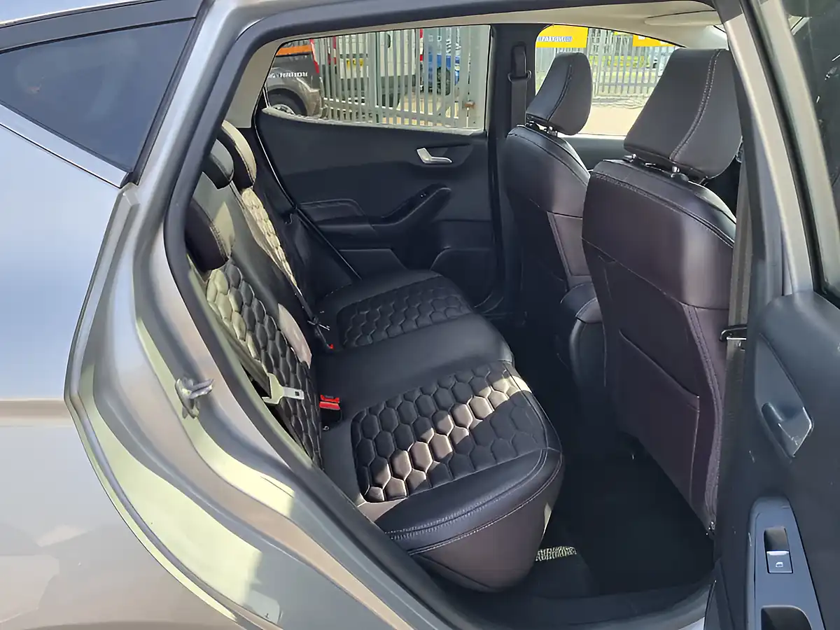 Used 2019 Ford Fiesta Vignale Silver - Interior and Exterior details 14