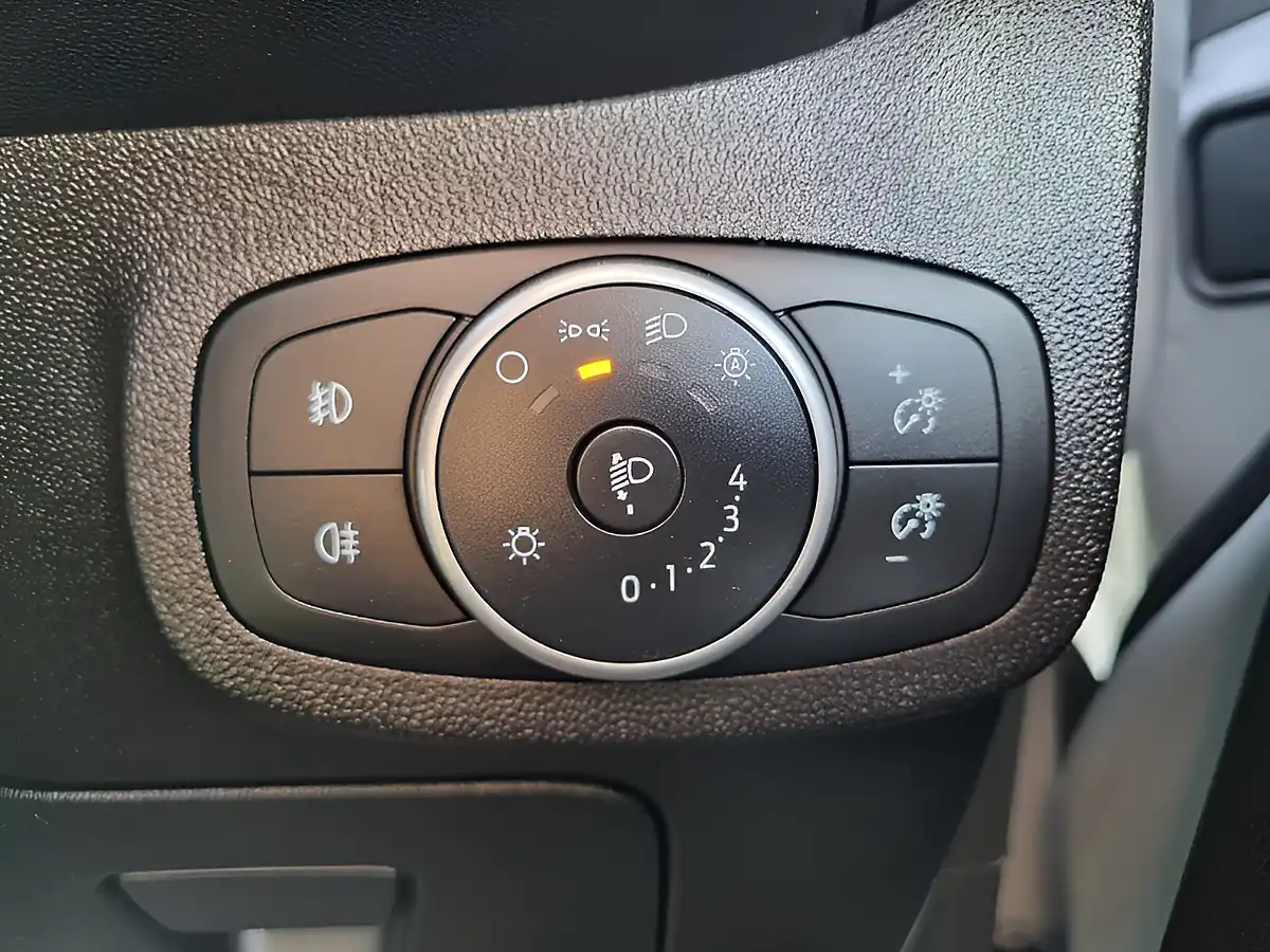 Used 2019 Ford Fiesta Vignale Silver - Interior and Exterior details 17