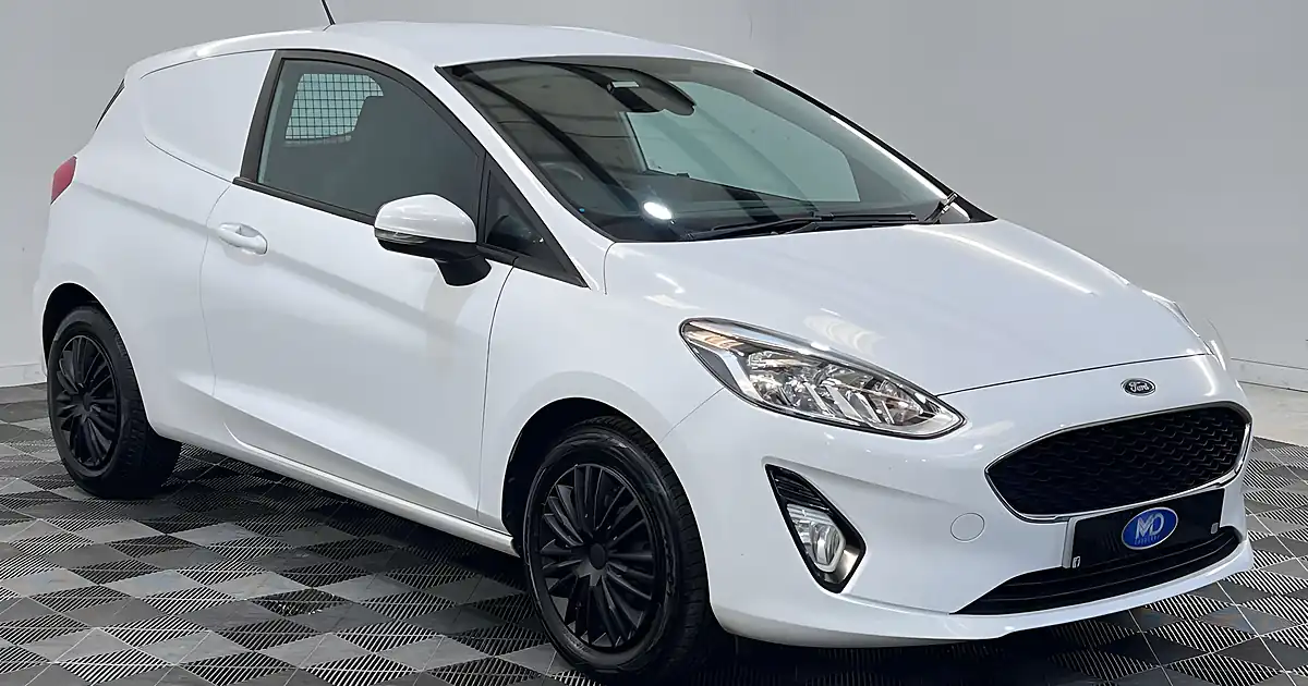 Used 2019 Ford Fiesta White - Front View
