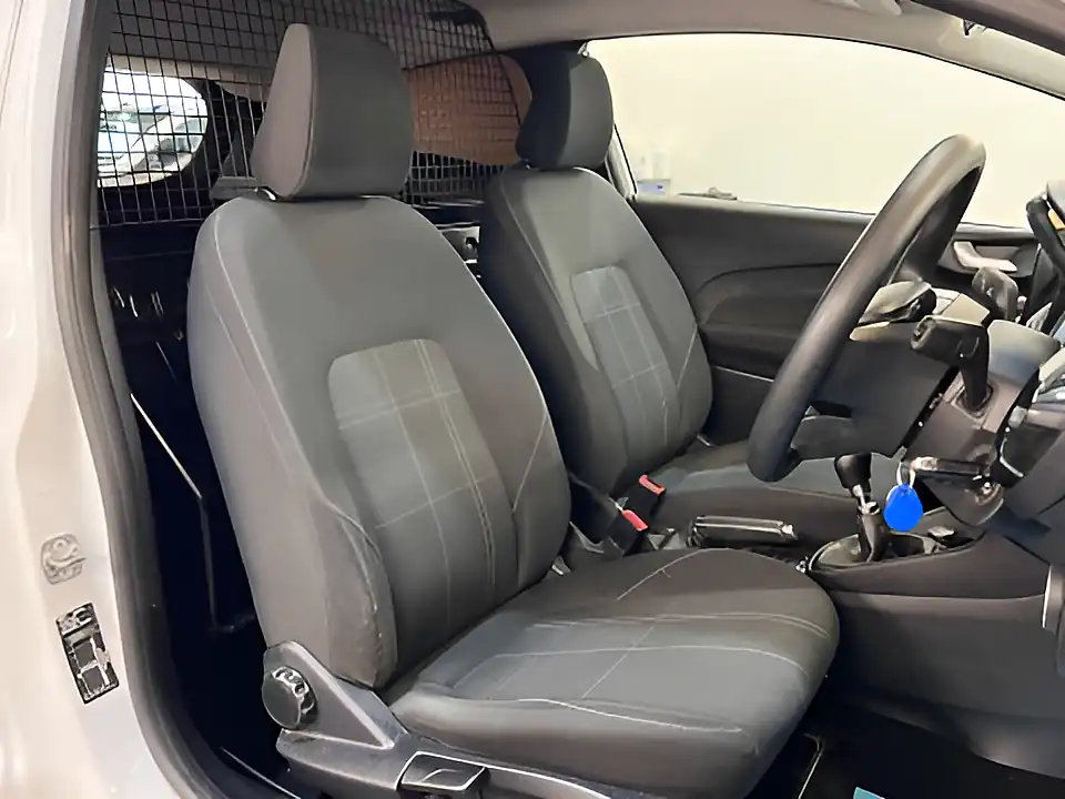 Used 2019 Ford Fiesta White - Interior and Exterior details 13