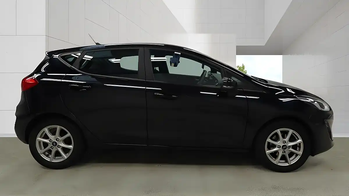 Used 2019 Ford Fiesta Zetec Black - Interior and Exterior details 5