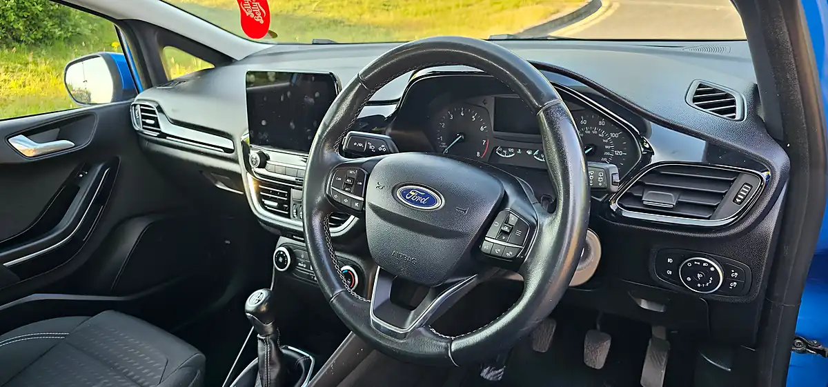 Used 2019 Ford Fiesta Zetec Blue - Interior and Exterior details 12