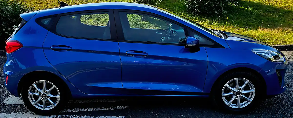 Used 2019 Ford Fiesta Zetec Blue - Interior and Exterior details 4