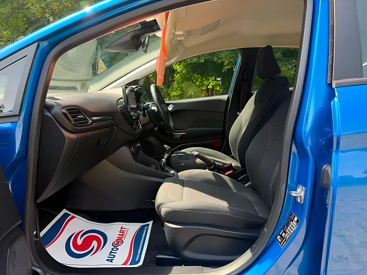 Used 2019 Ford Fiesta Zetec Blue - Interior and Exterior details 5