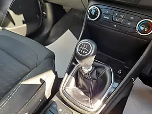 Used 2019 Ford Fiesta Zetec Blue - Interior and Exterior details 15