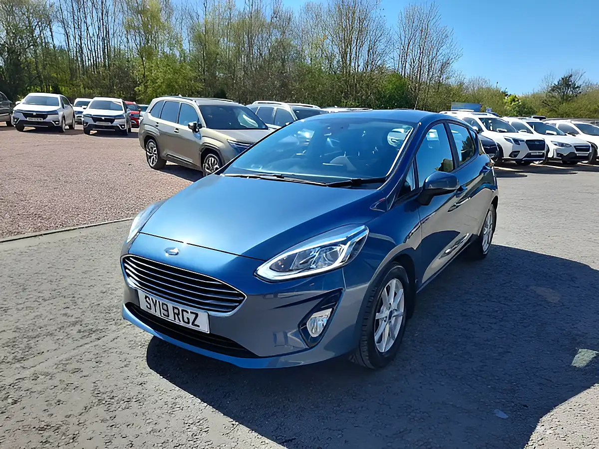 Used 2019 Ford Fiesta Zetec Blue - Interior and Exterior details 3