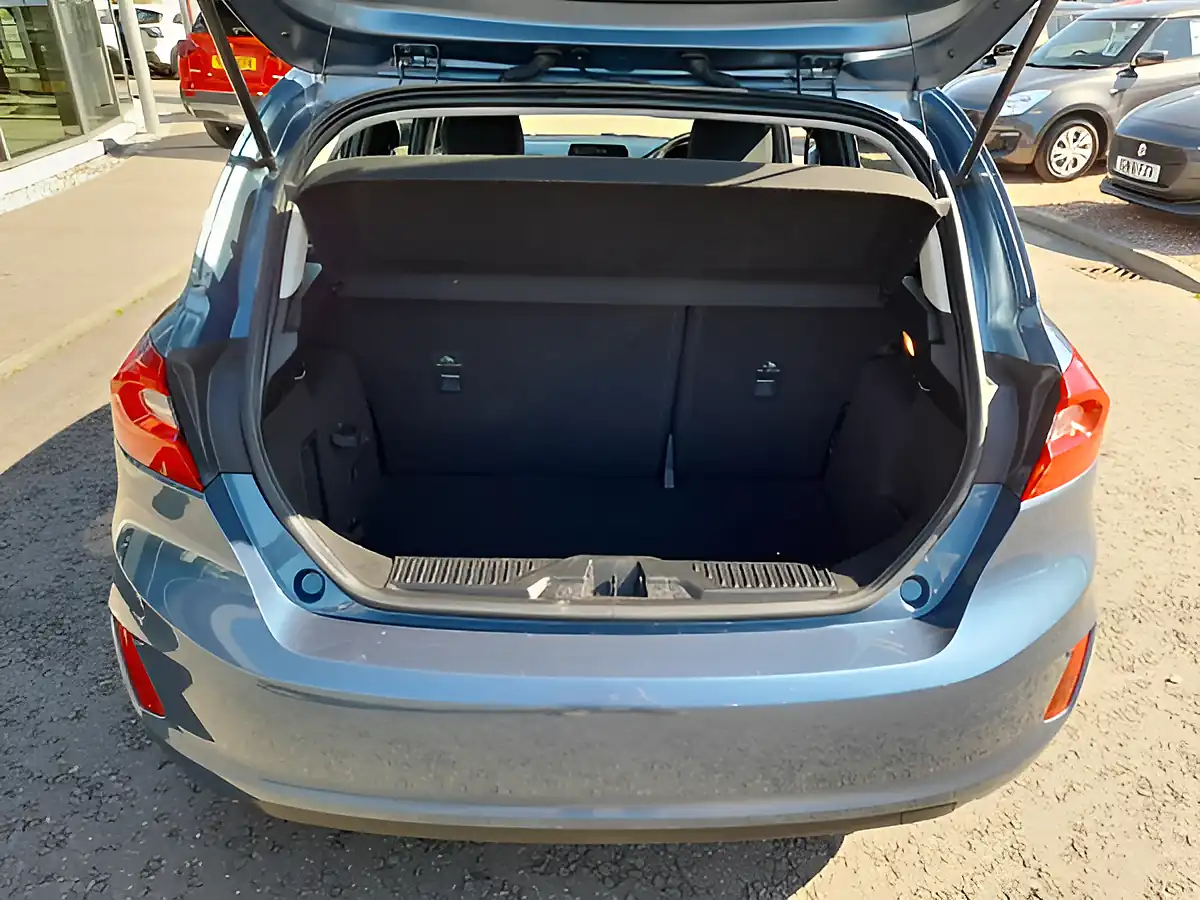 Used 2019 Ford Fiesta Zetec Blue - Interior and Exterior details 7