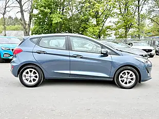 Used 2019 Ford Fiesta Zetec Blue - Interior and Exterior details 4