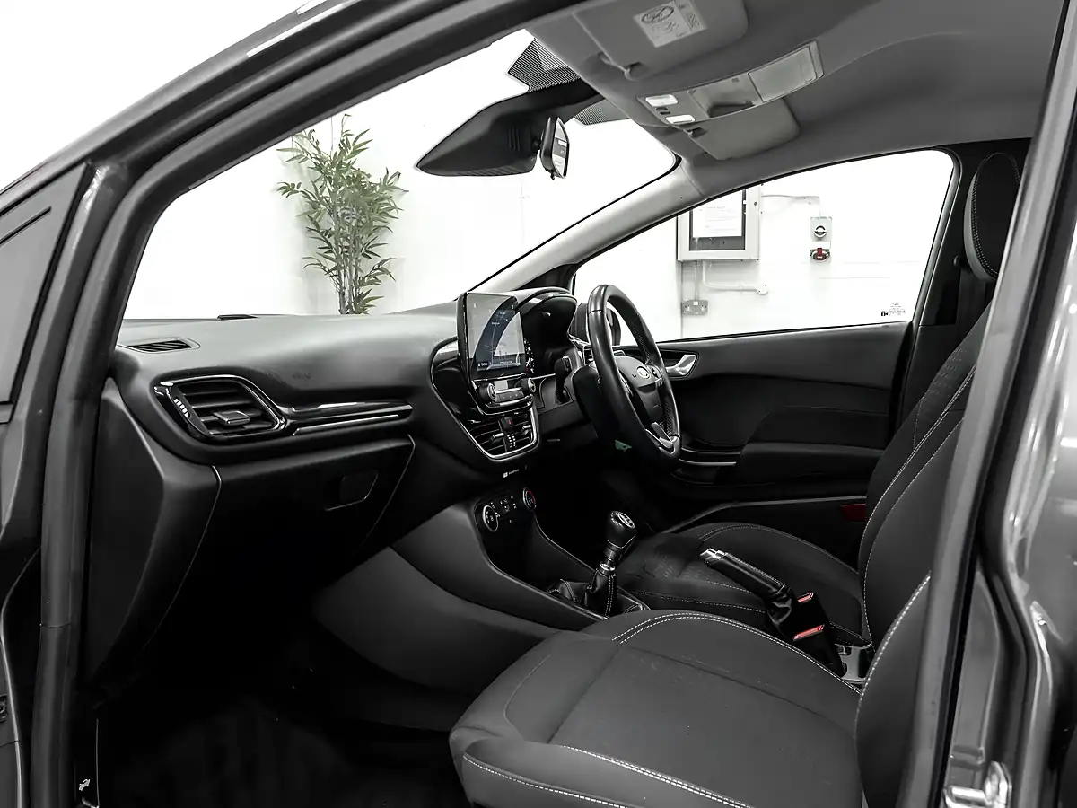 Used 2019 Ford Fiesta Zetec Grey - Interior and Exterior details 17