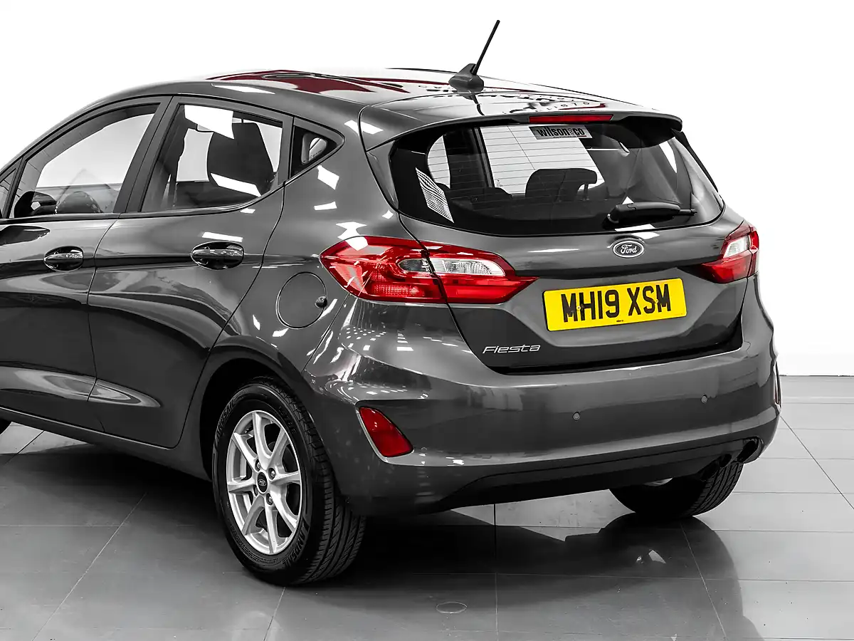 Used 2019 Ford Fiesta Zetec Grey - Interior and Exterior details 9