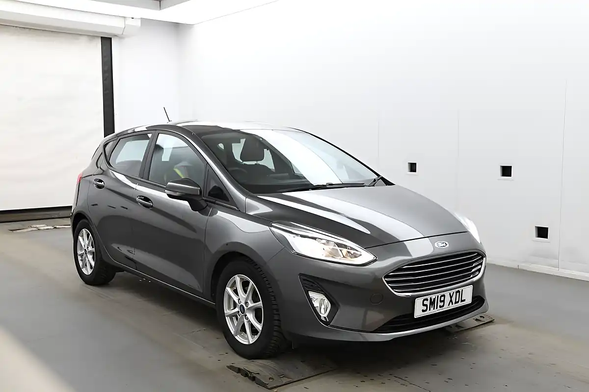 Used 2019 Ford Fiesta Zetec Grey - Front View