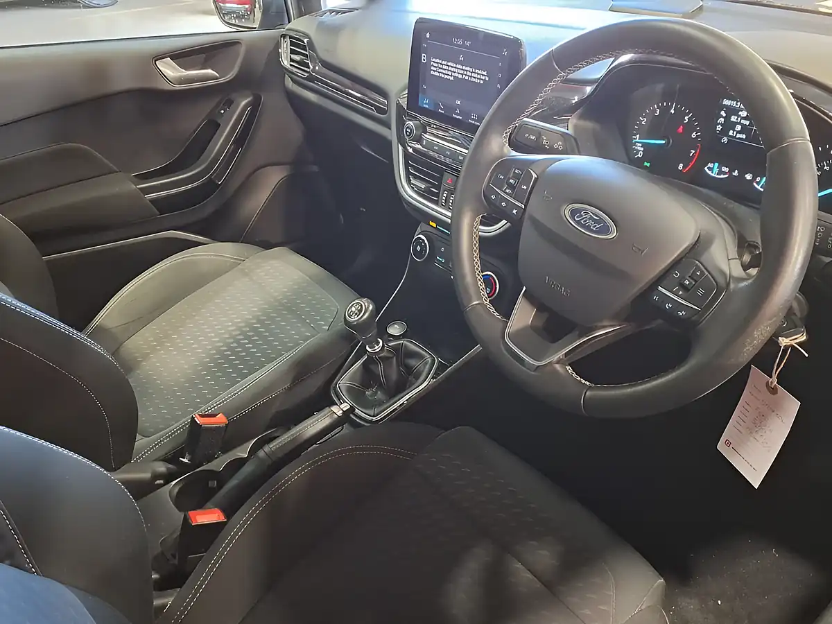 Used 2019 Ford Fiesta Zetec Grey - Interior and Exterior details 6