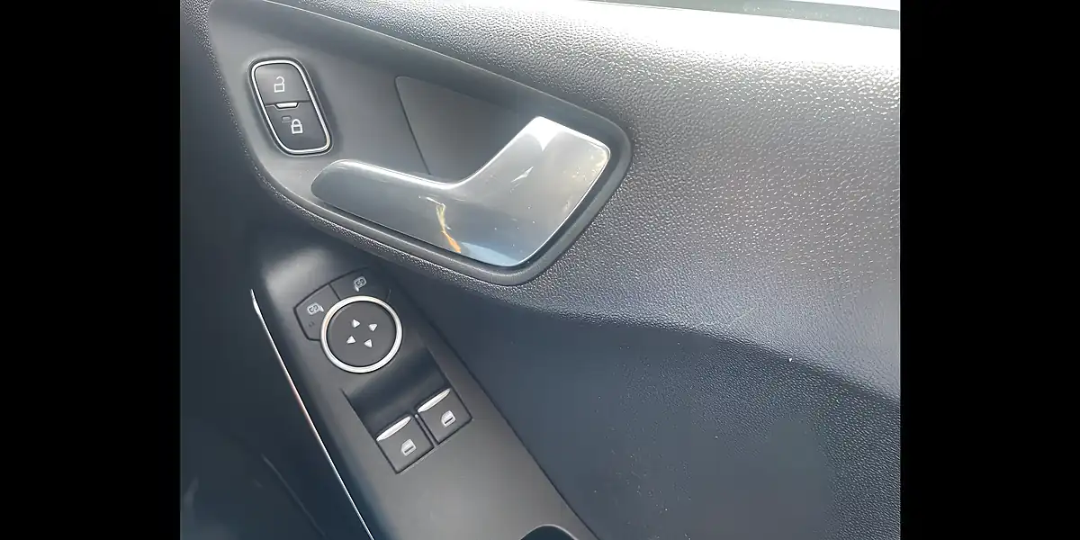 Used 2019 Ford Fiesta Zetec Red - Interior and Exterior details 20