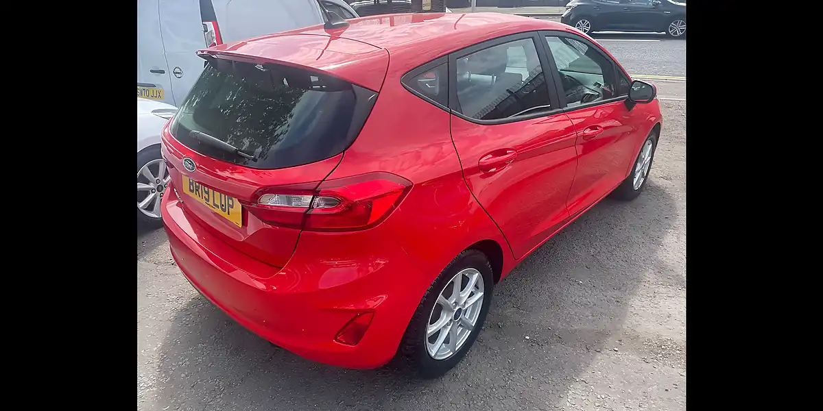 Used 2019 Ford Fiesta Zetec Red - Interior and Exterior details 4