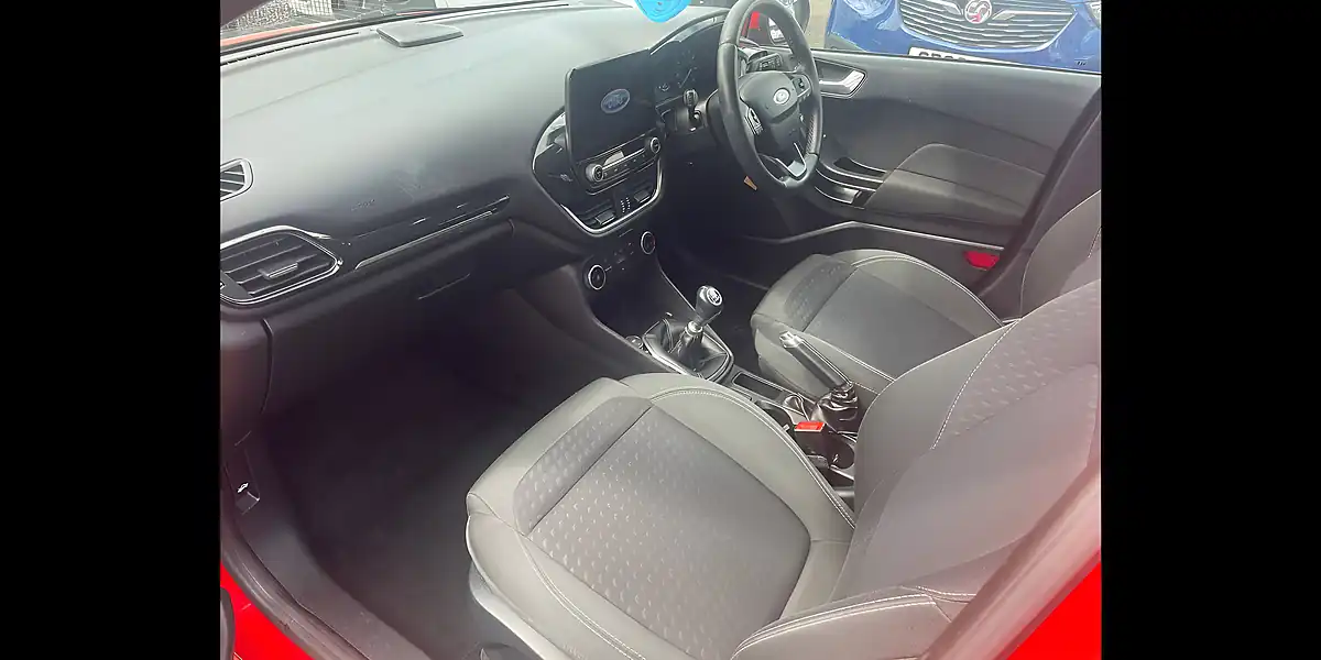 Used 2019 Ford Fiesta Zetec Red - Interior and Exterior details 9