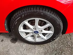 Used 2019 Ford Fiesta Zetec Red - Interior and Exterior details 12