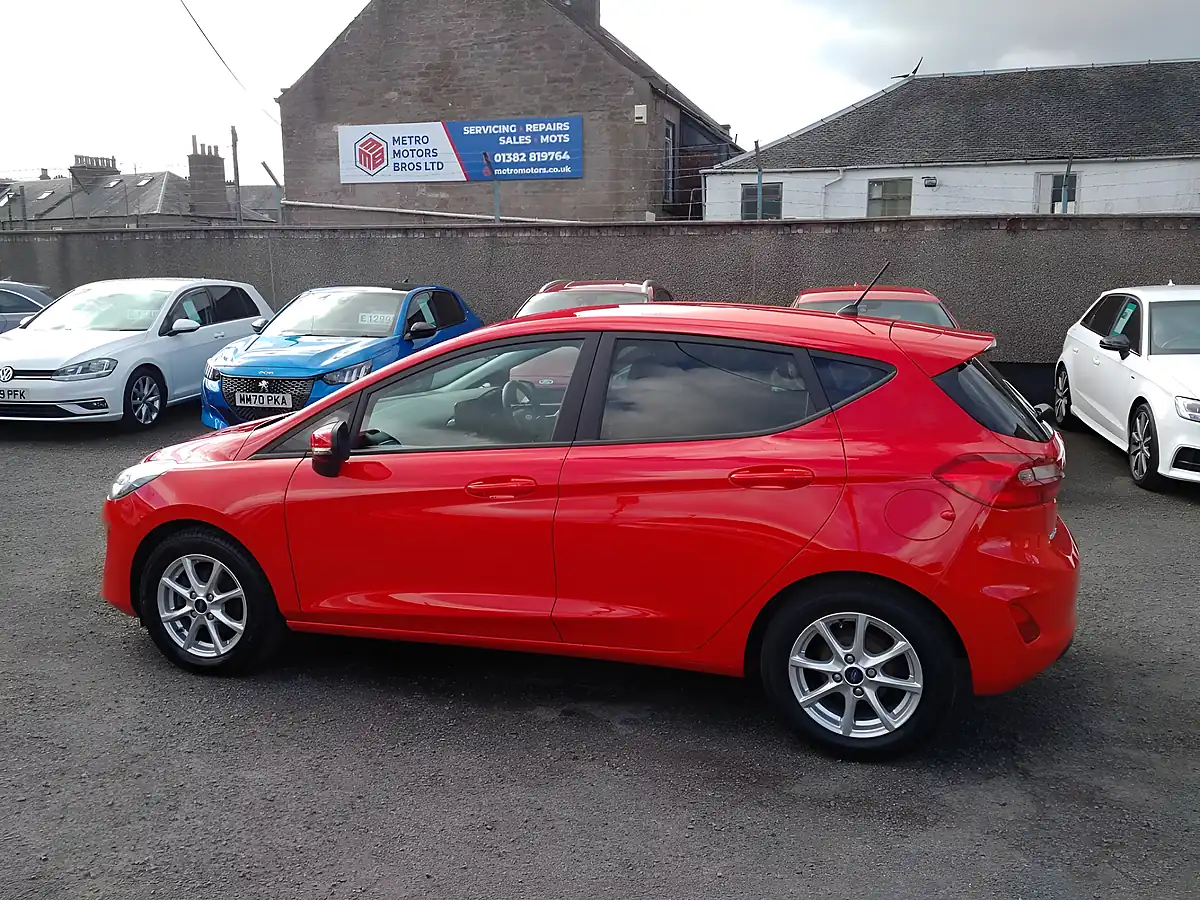 Used 2019 Ford Fiesta Zetec Red - Interior and Exterior details 3