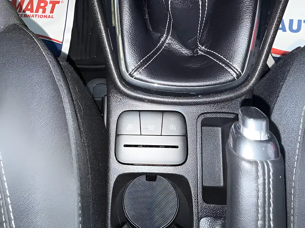 Used 2019 Ford Fiesta Zetec Red - Interior and Exterior details 12