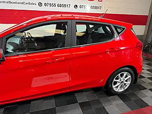 Used 2019 Ford Fiesta Zetec Red - Interior and Exterior details 3