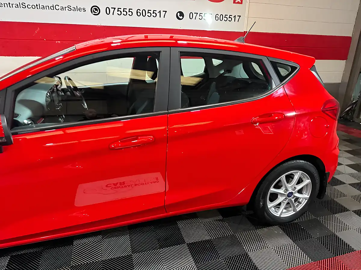 Used 2019 Ford Fiesta Zetec Red - Interior and Exterior details 3