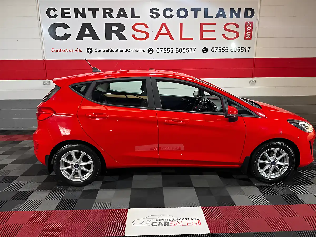 Used 2019 Ford Fiesta Zetec Red - Interior and Exterior details 4