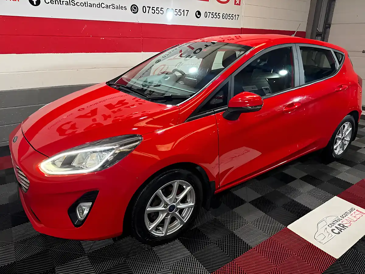 Used 2019 Ford Fiesta Zetec Red - Interior and Exterior details 7