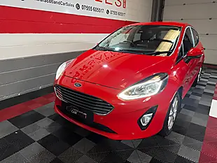 Used 2019 Ford Fiesta Zetec Red - Interior and Exterior details 8